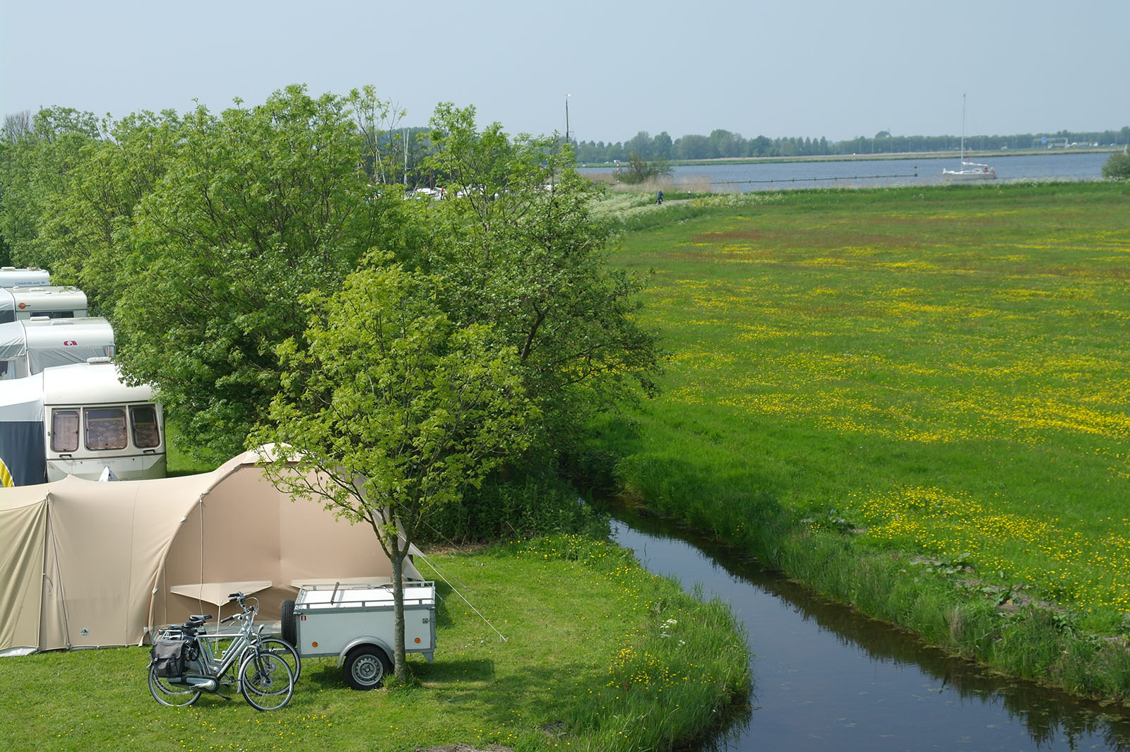 Camping aan het Uitgeestermeer